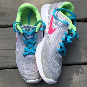 Nike girls shoes